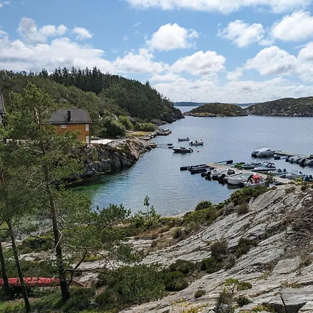 Svaert Nydelig Fritidshytte * Forland