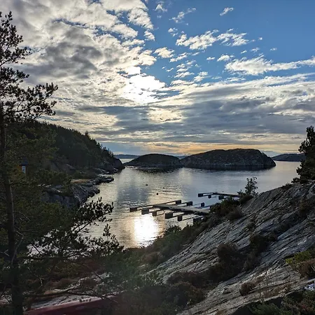 Svaert Nydelig Fritidshytte *